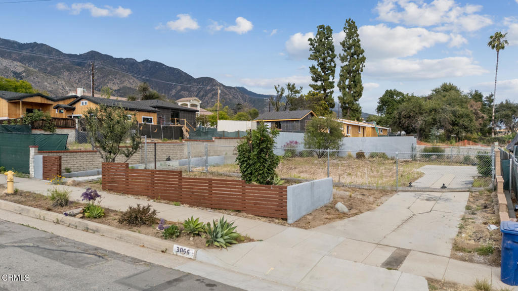 3066 Glenrose Avenue