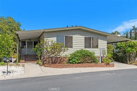 MLS: OC26195351