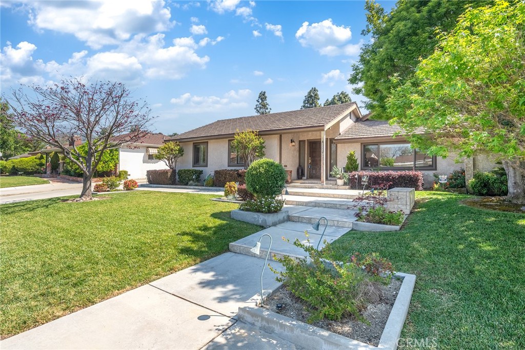 2114 S 8th Ave