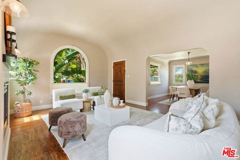 Photo of 3130 Hutchison Avenue, Los Angeles, CA 90034 (MLS # 26873011)