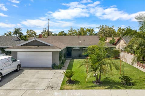 Photo of 1806 W Camden PL, Santa Ana, CA 92704 (MLS # PW26140335)