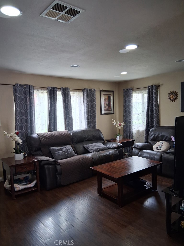 Tustin Imperial (TUSI) - Residential