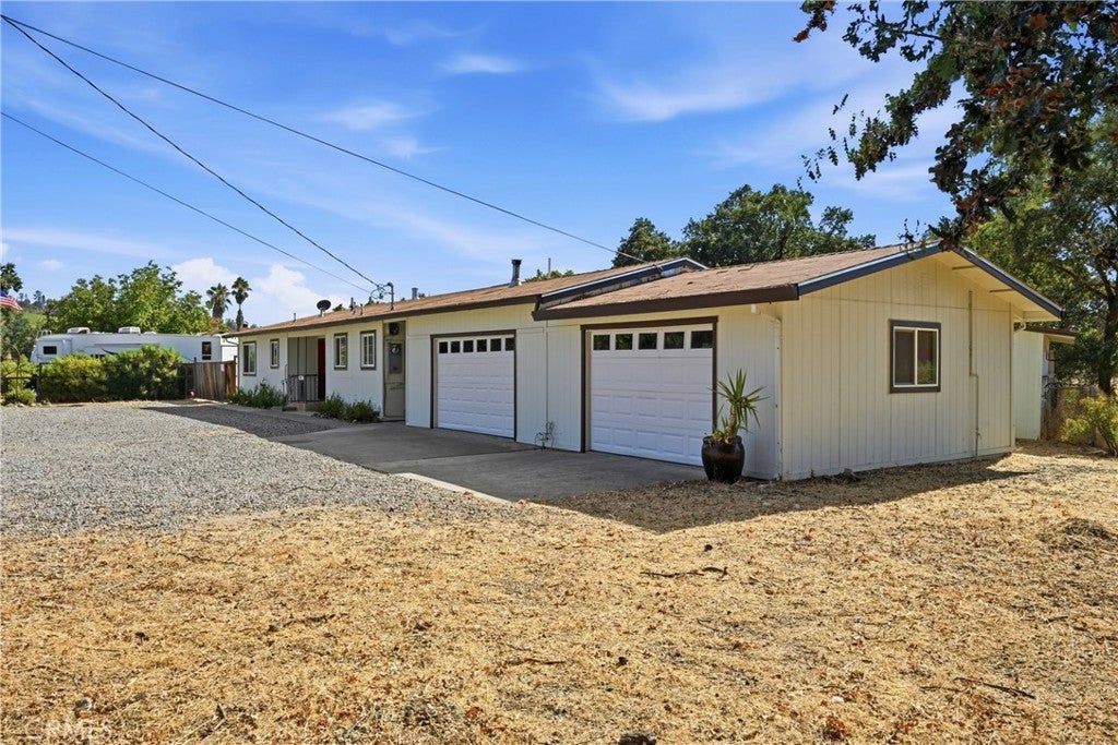 2875 Old Highway 53