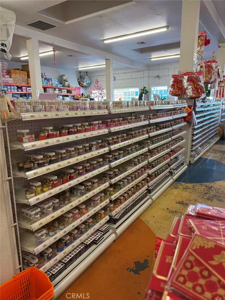 9142 Valley Boulevard