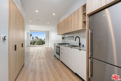 Photo of 12431 Rochester Avenue #410, Los Angeles, CA 90025 (MLS # 26657965)