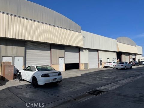 Photo of Hesperia, CA 92345 (MLS # HD26093527)