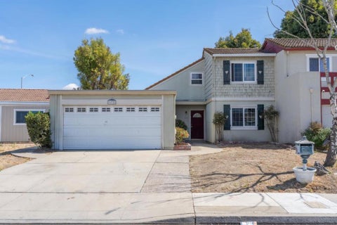 Photo of 672 Alvarado Court, Salinas, CA 93907 (MLS # ML82060039)
