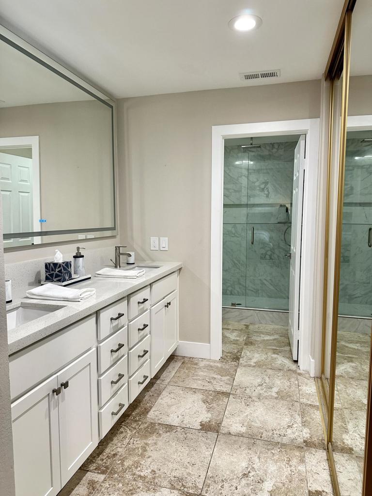Desert Breezes - Residential Lease