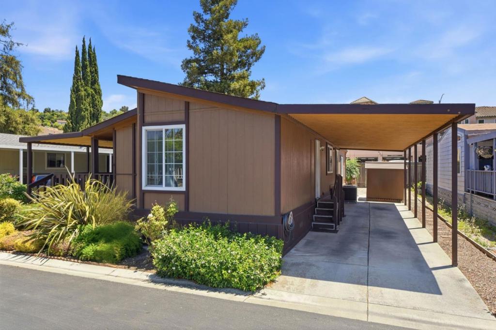 744 Mill Stream Drive 744