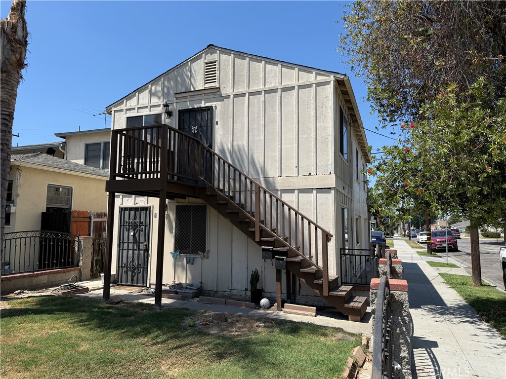 Bright and spacious 2-bedroom, 1-bath upper unit in a quiet North Long Beach duplex. This approximately 800 sq ft second-floor home features a well-designed layout with abundant natural light, a functional kitchen, and clean finishes throughout. Amenities include a stove, refrigerator, washer, and access to a shared community laundry room. The owner provides and pays for water, trash, gas, and gardening services—keeping monthly expenses low. Enjoy the privacy of no upstairs neighbors and the convenience of nearby parks, schools, shopping, and freeway access. A comfortable, hassle-free place to call home.