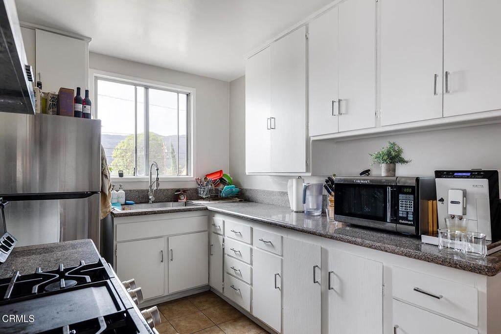 2500 Fairway Avenue