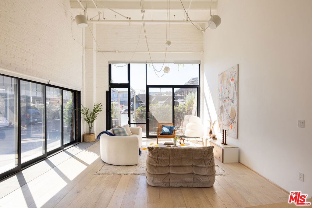 Photo of 1850 Industrial Street #107, Los Angeles, CA 90021 (MLS # 26637401)