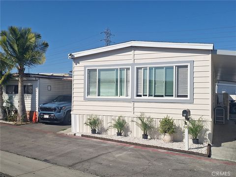 Photo of 17705 S Western Avenue #36, Gardena, CA 90248 (MLS # SW25251598)