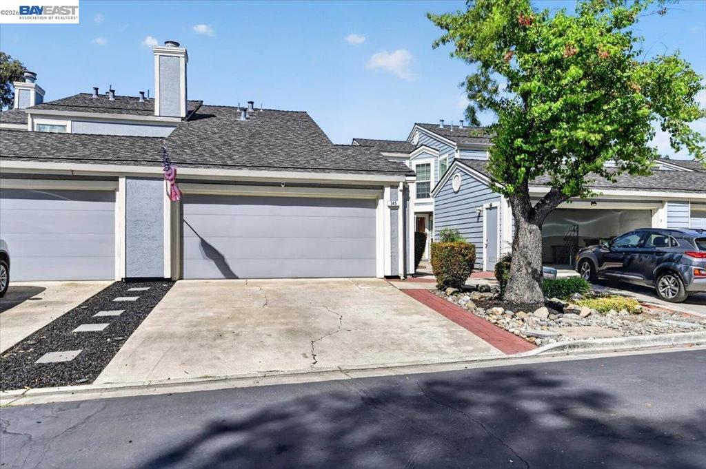 345 Northwood Cmns