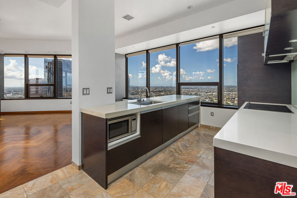 1100 Wilshire Boulevard 2911