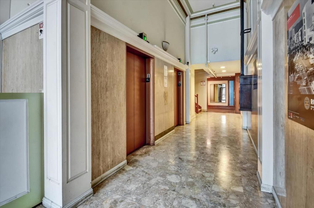 28 N 1st Street 27