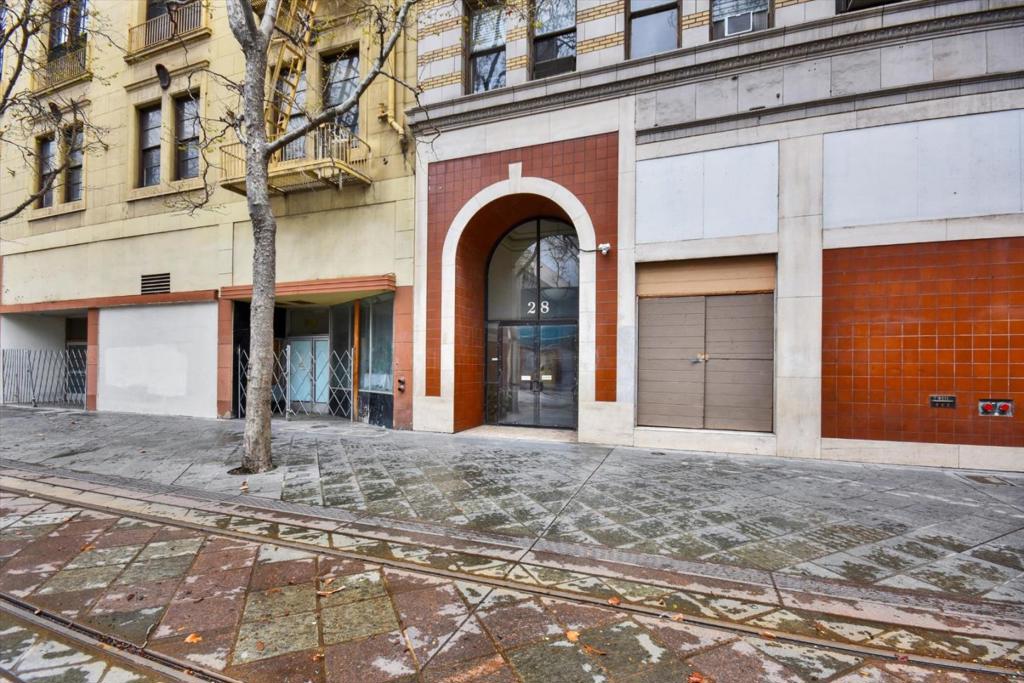 28 N 1st Street 27