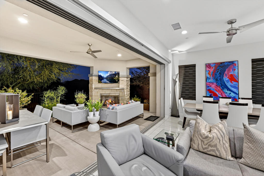 The Retreat at DW - Residential