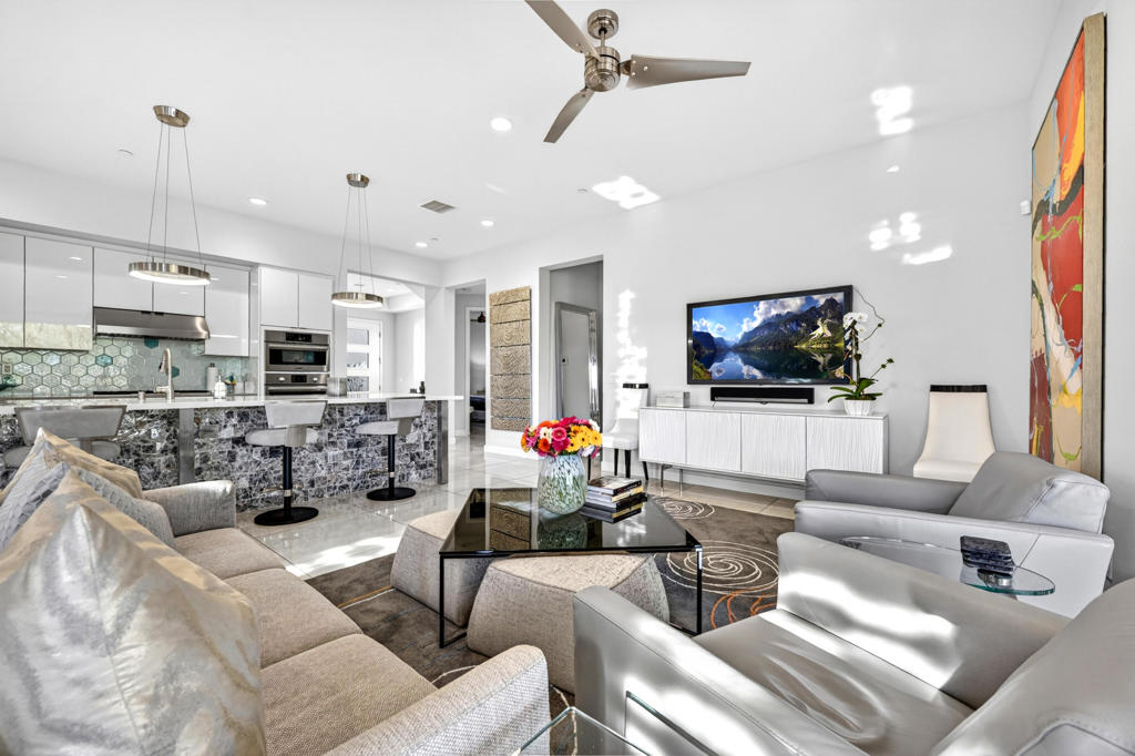 The Retreat at DW - Residential