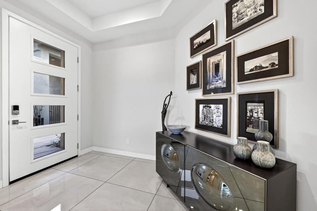 The Retreat at DW - Residential