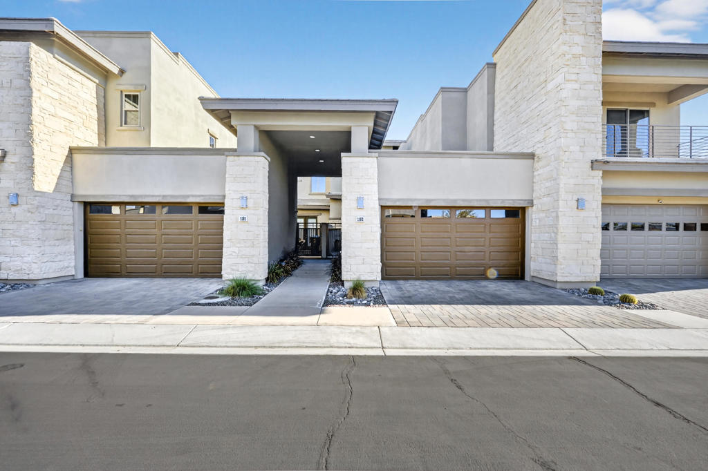 The Retreat at DW - Residential