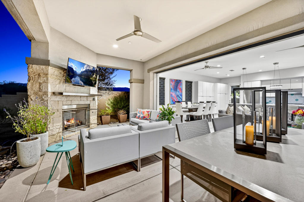 The Retreat at DW - Residential