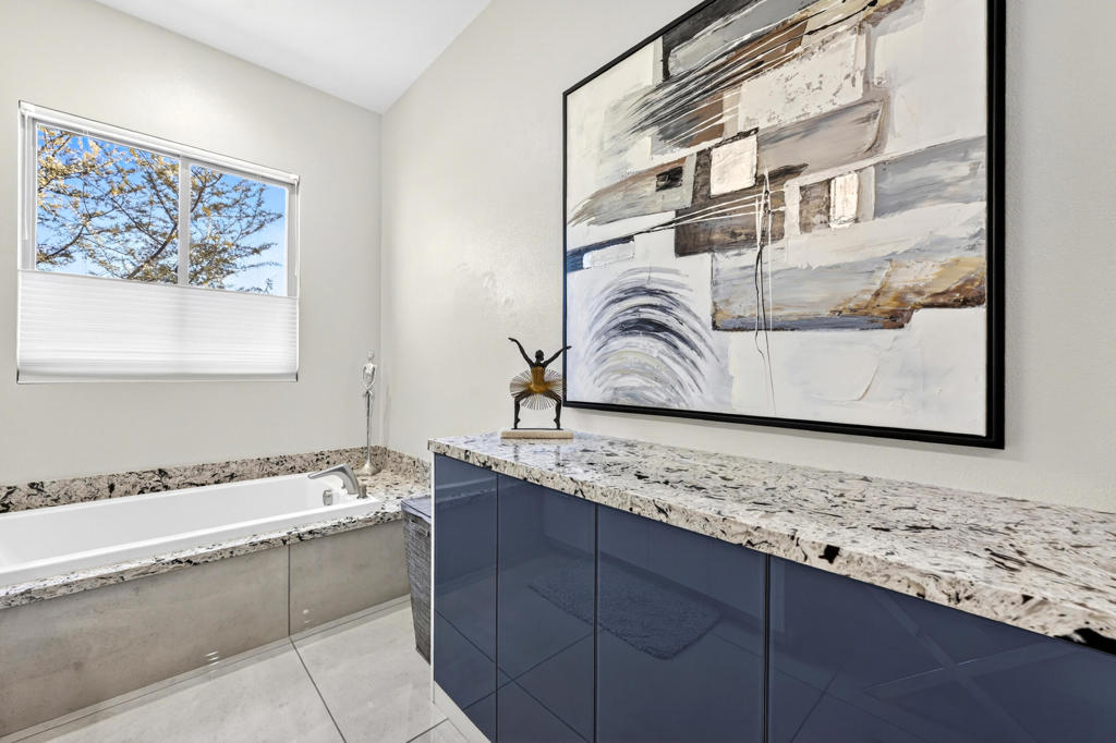 The Retreat at DW - Residential