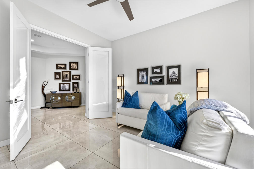 The Retreat at DW - Residential