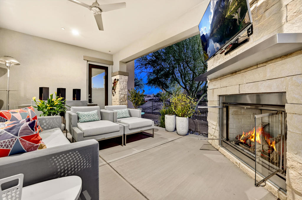 The Retreat at DW - Residential