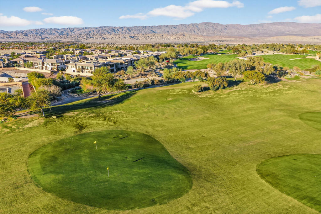 The Retreat at DW - Residential