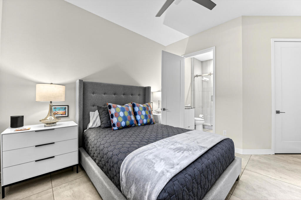 The Retreat at DW - Residential