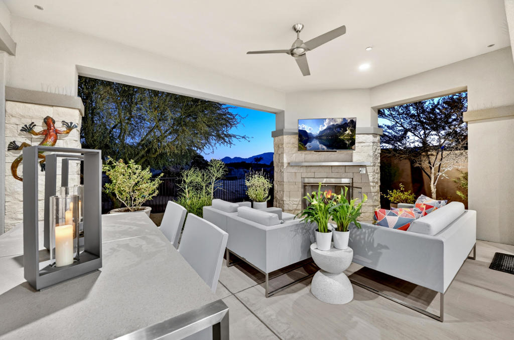 The Retreat at DW - Residential