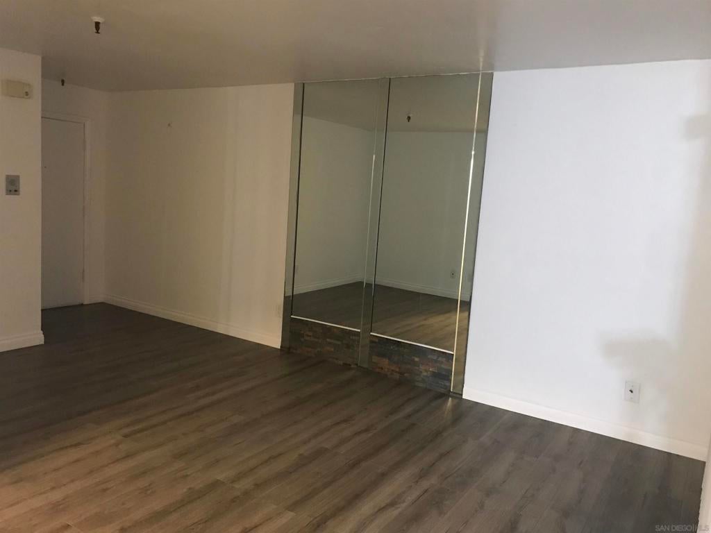 4730 Noyes 409