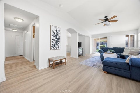 Photo of 11500 Indian Hawthorne ST, Bakersfield, CA 93311 (MLS # SR26116296)