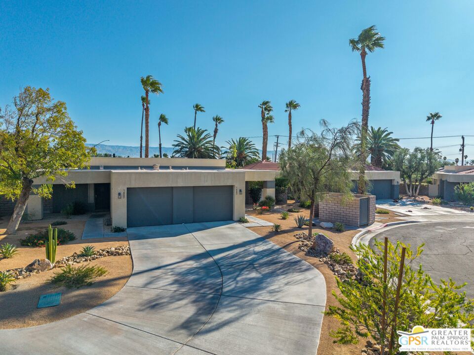 Sunrise Palms - Residential