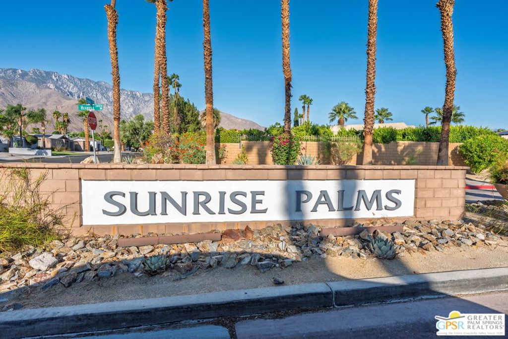 Sunrise Palms - Residential