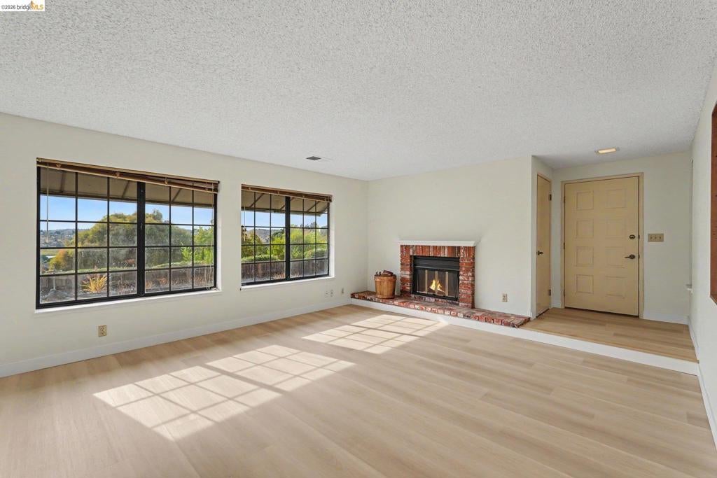 1757 Stuart Ct