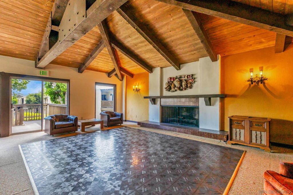 La Mesa - Residential