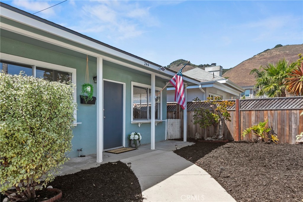 244 Santa Fe Avenue