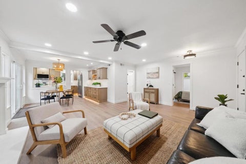 Photo of 19417 Vineyard Lane, Saratoga, CA 95070 (MLS # ML82060163)