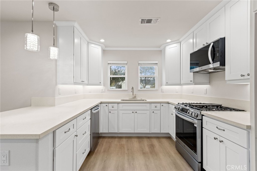 Lakewood City/Lakewood (LCK) - Residential Lease