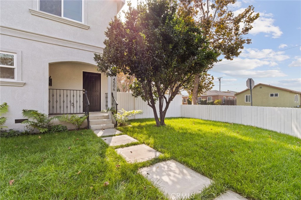 Lakewood City/Lakewood (LCK) - Residential Lease