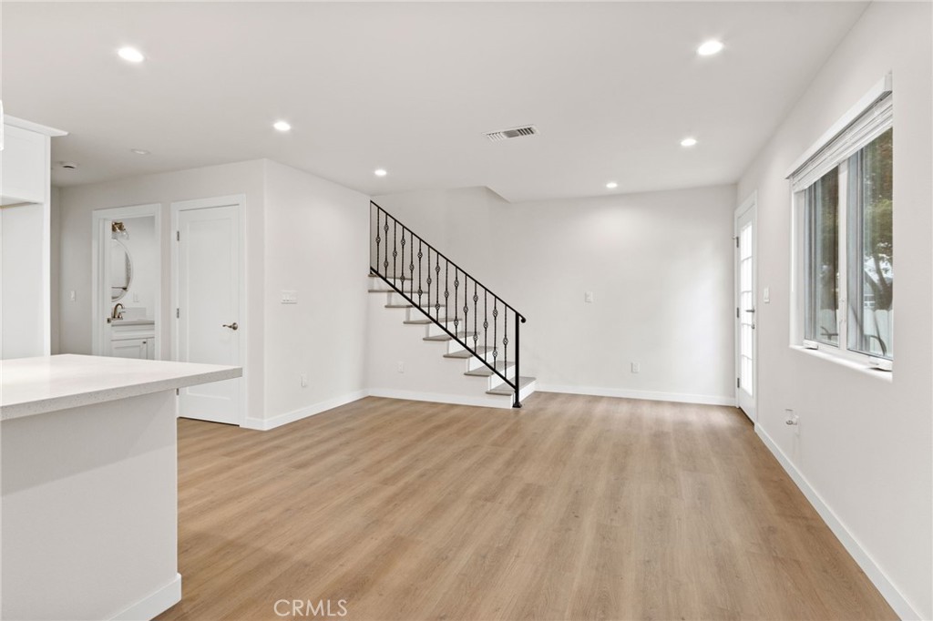 Lakewood City/Lakewood (LCK) - Residential Lease