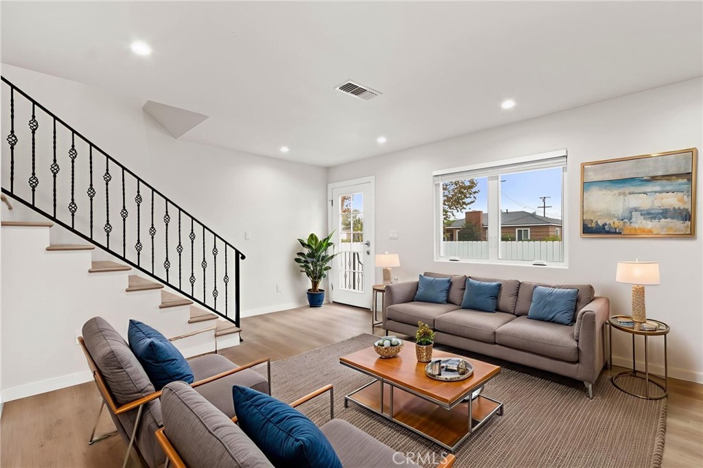 Lakewood City/Lakewood (LCK) - Residential Lease