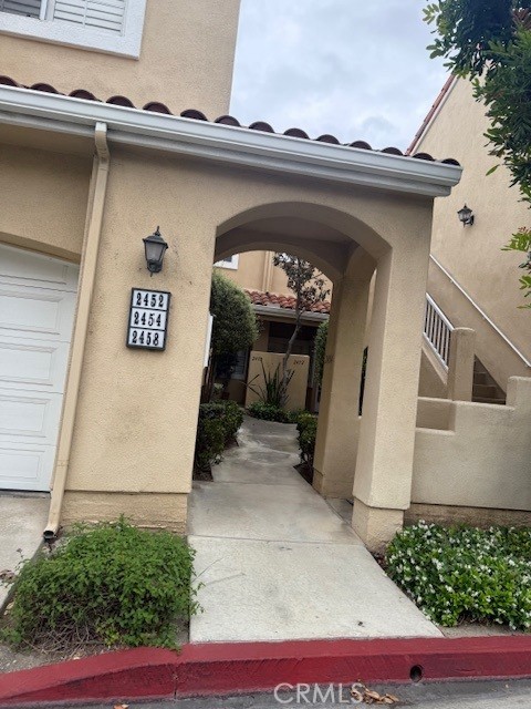 2452 Paseo Circulo