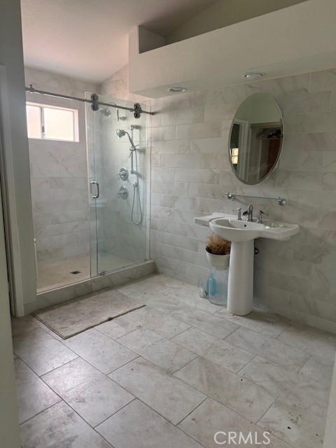 2452 Paseo Circulo