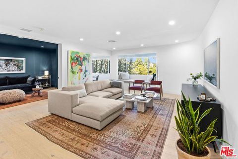 Photo of 930 California Avenue #301, Santa Monica, CA 90403 (MLS # 26662207)