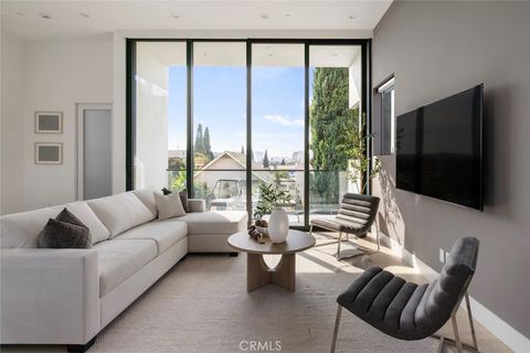 Photo of 3620 Ellsworth, Silver Lake, CA 90026 (MLS # SB26000452)