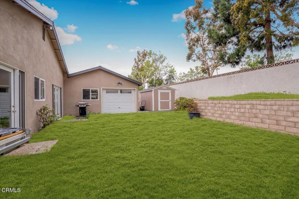 6941 Dove Street