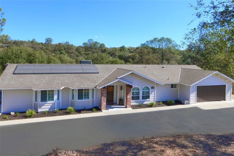 Photo of 32453 Sunset Ridge RD W, Coarsegold, CA 93614 (MLS # FR26225507)